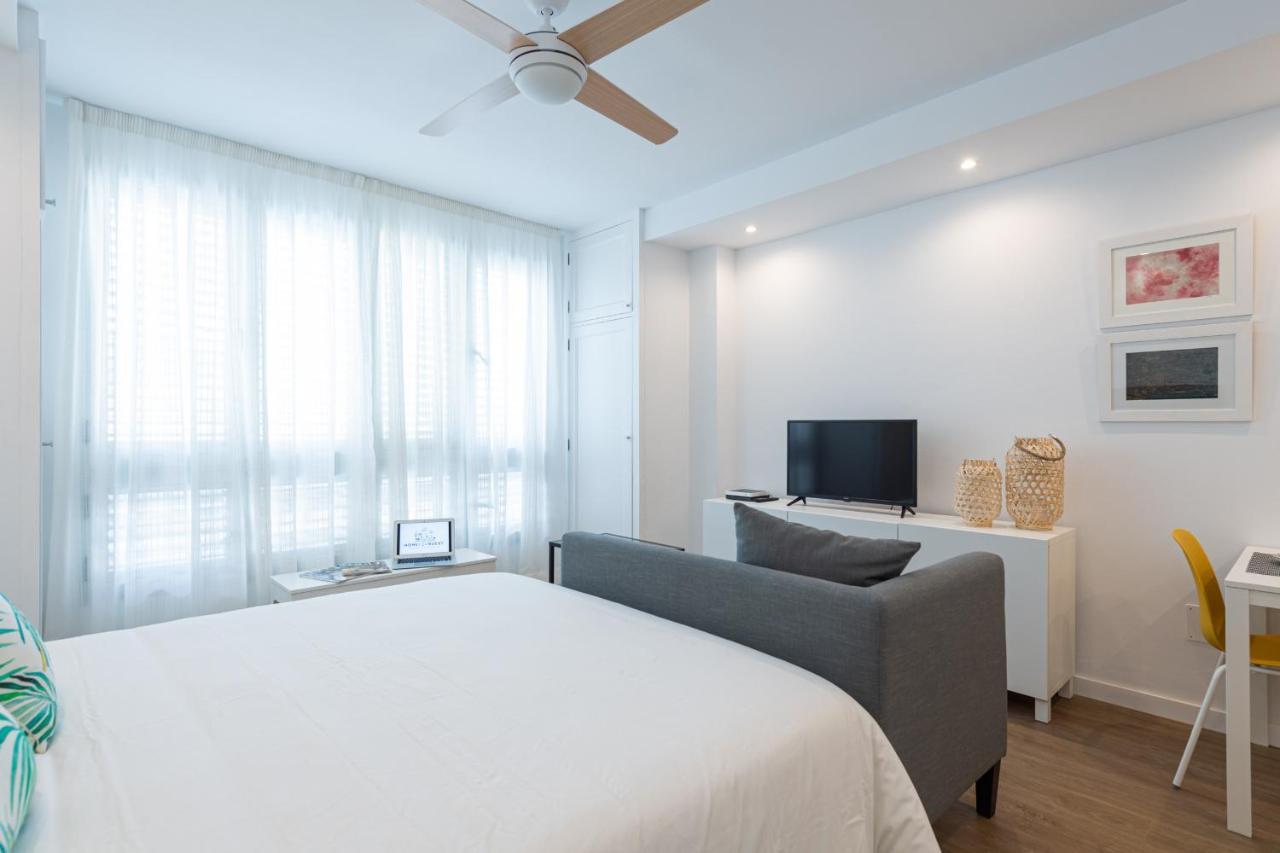 Homeforguest Moderno Estudio Junto A Las Canteras Лас Палмас де Гран Канария Екстериор снимка