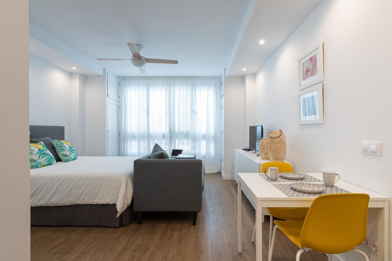 Homeforguest Moderno Estudio Junto A Las Canteras Лас Палмас де Гран Канария Екстериор снимка